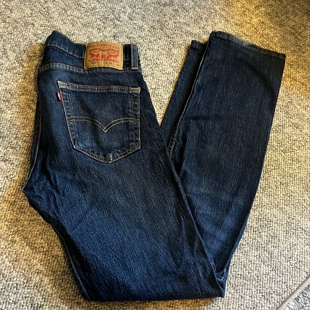 Men’s Levi 505, Very Good Condition, Dark Wash, 31 x32